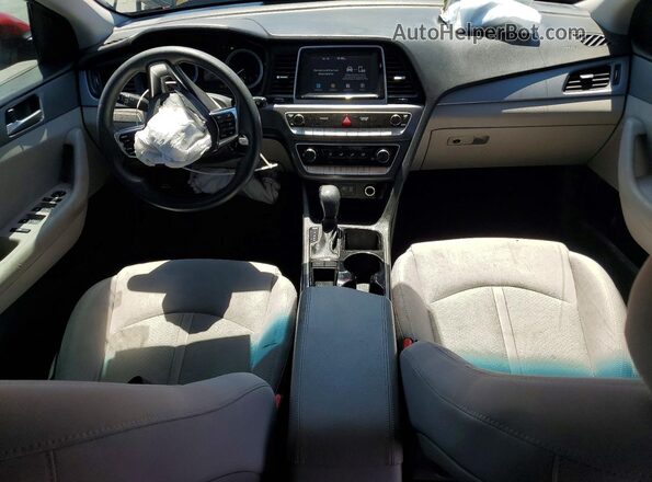 5NPE24AF4JH672934 2018 HYUNDAI SONATA Red Вид панелі приладів