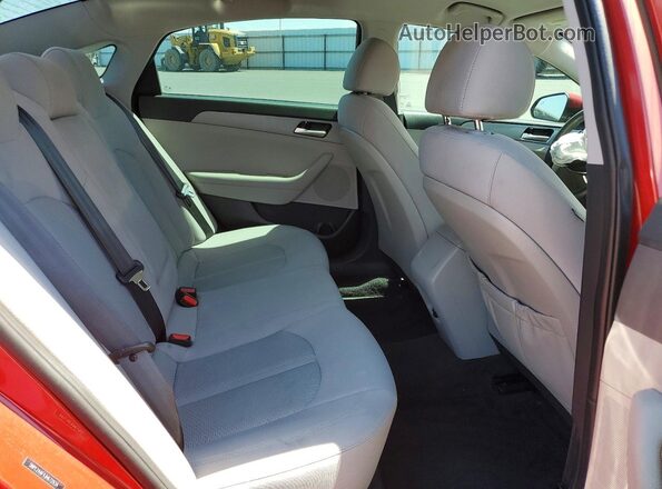 5NPE24AF4JH672934 2018 HYUNDAI SONATA Red Вид задніх сидінь