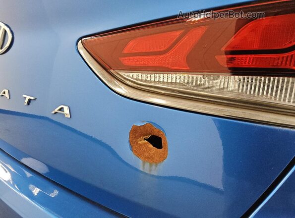 5NPE24AF4JH675767 2018 HYUNDAI SONATA Синий 