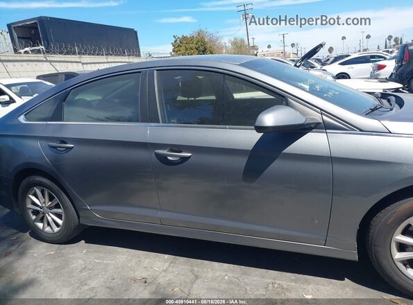 5NPE24AF4JH675977 2018 HYUNDAI SONATA Gray Vista interior trasera
