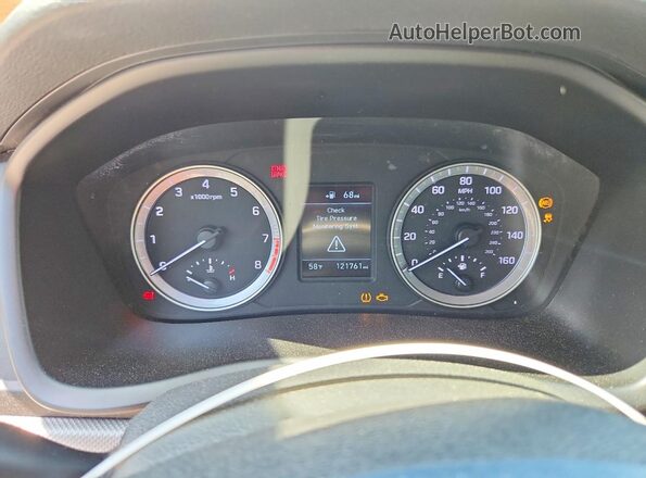5NPE24AF4JH694030 2018 HYUNDAI SONATA White ხელსაწყოთა პანელის ხედი