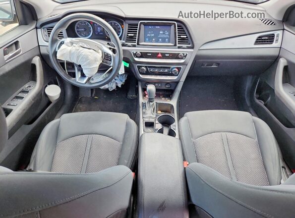 5NPE24AF4KH746306 2019 HYUNDAI SONATA White Вид панелі приладів