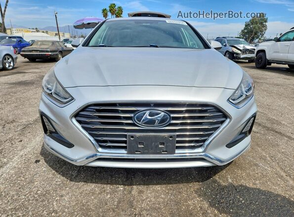 5NPE24AF4KH767463 2019 HYUNDAI SONATA Silver Вид спереду