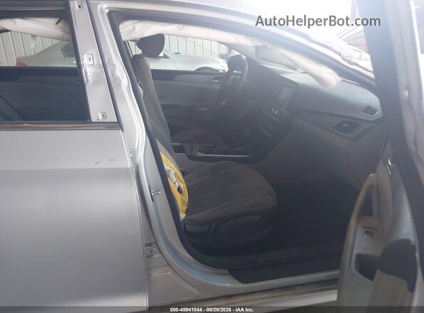 5NPE24AF4KH800834 2019 HYUNDAI SONATA Silver წინა სალონის ხედი