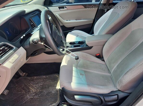 5NPE24AF5GH297337 2016 HYUNDAI SONATA Silver Вид салону спереду