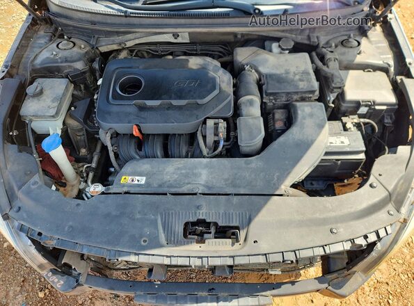 5NPE24AF5HH476950 2017 HYUNDAI SONATA Black Rear interior view