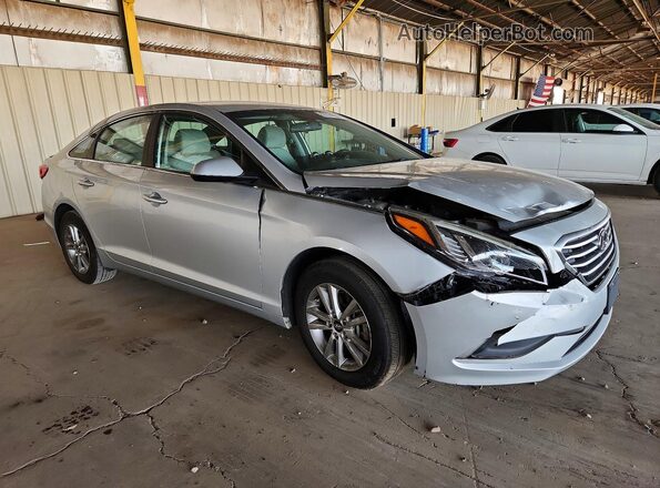 5NPE24AF5HH528366 2017 HYUNDAI SONATA Silver Передня права чверть