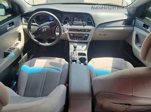 5NPE24AF5HH548102 2017 HYUNDAI SONATA White Vista del salpicadero