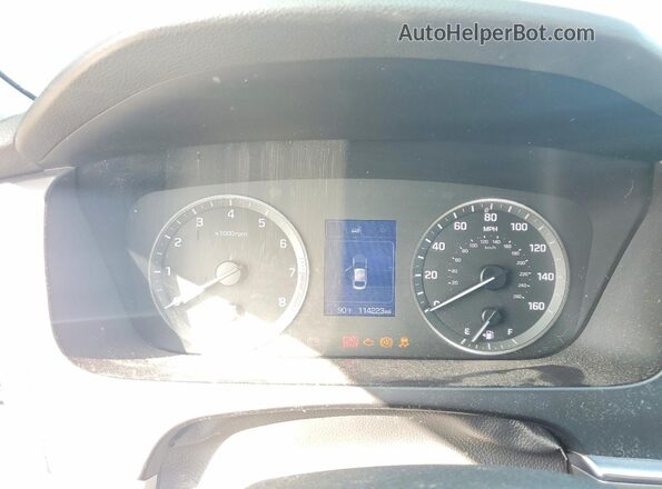 5NPE24AF5HH579026 2017 HYUNDAI SONATA Silver Vista del cuadro de instrumentos