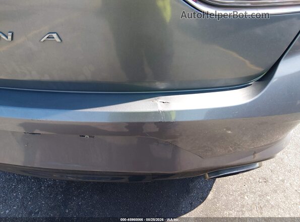 5NPE24AF5JH669475 2018 HYUNDAI SONATA Gray Widok z przodu
