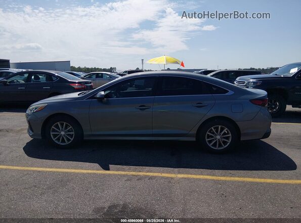 5NPE24AF5JH669475 2018 HYUNDAI SONATA Gray Widok wnętrza 360 stopni