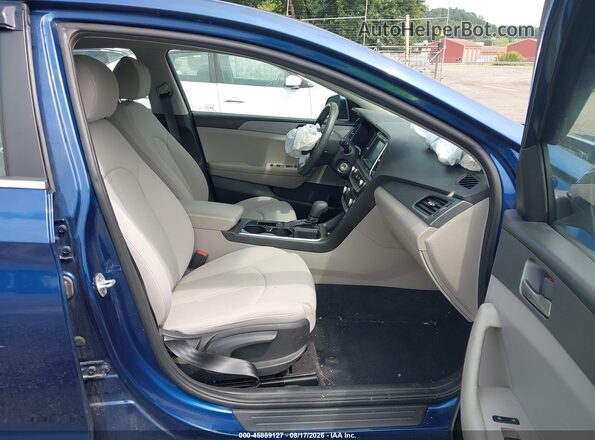 5NPE24AF5JH691752 2018 HYUNDAI SONATA Blue Front interior view