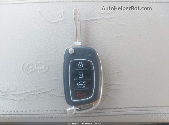 5NPE24AF5KH734956 2019 HYUNDAI SONATA White Вид панелі приладів