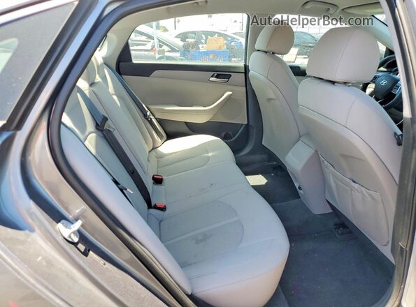 5NPE24AF5KH777533 2019 HYUNDAI SONATA Gray Вид задніх сидінь