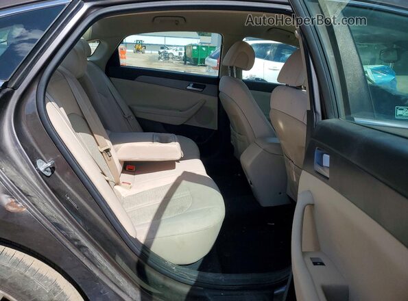 5NPE24AF6GH267974 2016 HYUNDAI SONATA Gray Widok wnętrza z tyłu