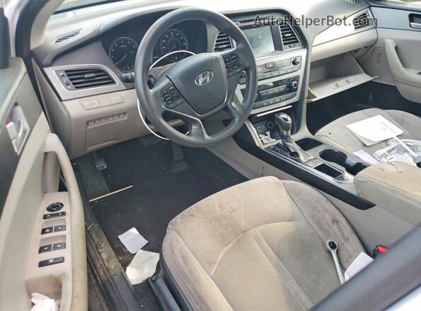 5NPE24AF6GH346917 2016 HYUNDAI SONATA White Առջևի վահանակի տեսք