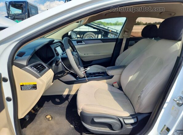 5NPE24AF6GH354936 2016 HYUNDAI SONATA White Front interior view
