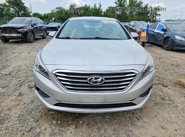5NPE24AF6GH383885 2016 HYUNDAI SONATA Серебряный Вид спереди