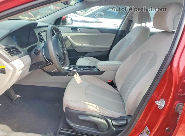 5NPE24AF6HH452737 2017 HYUNDAI SONATA Red Front interior view