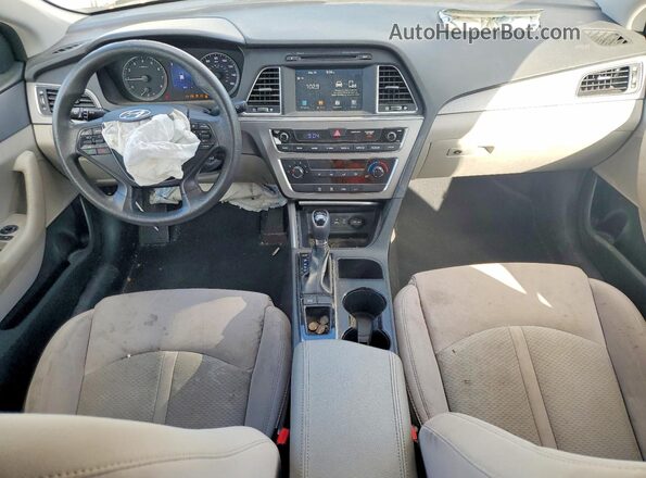 5NPE24AF6HH481011 2017 HYUNDAI SONATA White Widok deski rozdzielczej