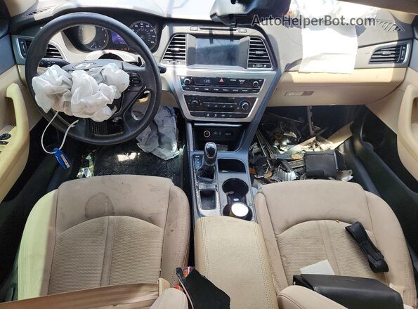 5NPE24AF6HH489061 2017 HYUNDAI 260 Белый Вид панели приборов