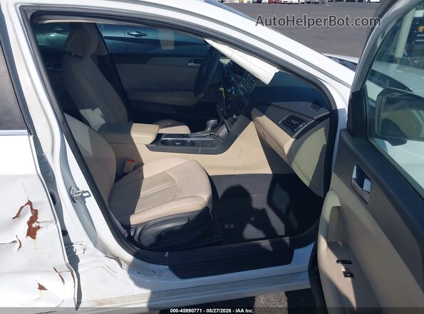 5NPE24AF6HH542728 2017 HYUNDAI SONATA White Սալոնի դիմացի տեսք