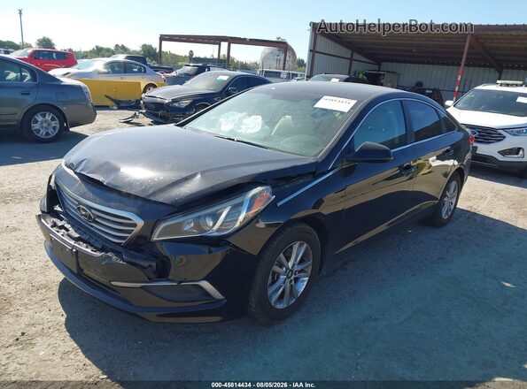 5NPE24AF6HH560310 2017 HYUNDAI SONATA Black Przód lewy