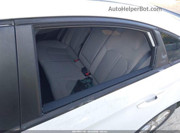 5NPE24AF6JH603968 2018 HYUNDAI SONATA White Вид спереду
