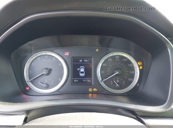5NPE24AF6JH607180 2018 HYUNDAI SONATA Black Widok tylnych siedzeń