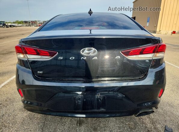 5NPE24AF6JH633052 2018 HYUNDAI SONATA Black Widok z tyłu