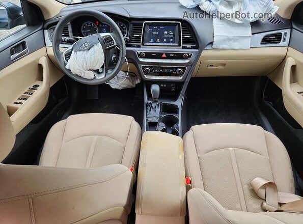 5NPE24AF6KH795264 2019 HYUNDAI SONATA Black Dashboard view