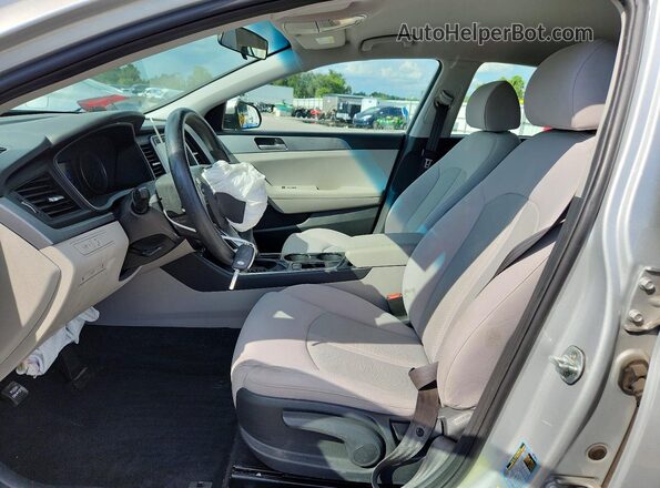 5NPE24AF6KH798102 2019 HYUNDAI SONATA Silver Vista interior delantera