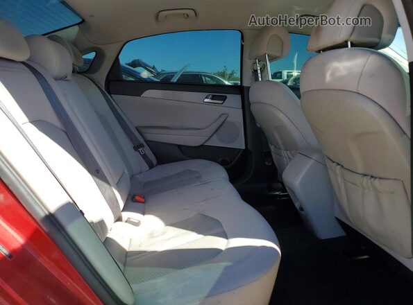 5NPE24AF7GH269703 2016 HYUNDAI SONATA Red Հետևի նստատեղերի տեսք