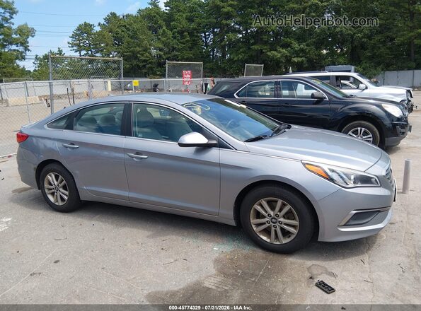 5NPE24AF7GH309794 2016 HYUNDAI SONATA Silver Widok wnętrza z tyłu