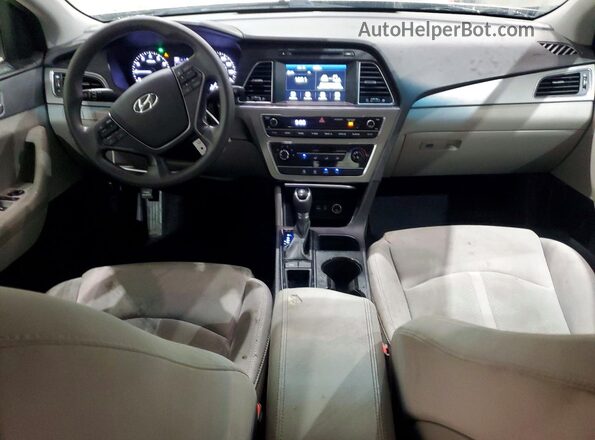 5NPE24AF7HH462967 2017 HYUNDAI SONATA Silver Vista del salpicadero