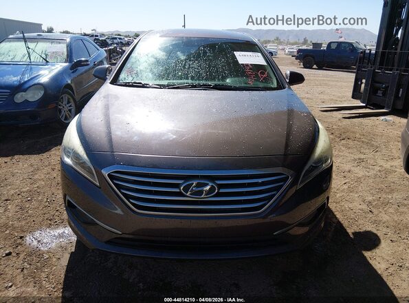 5NPE24AF7HH471085 2017 HYUNDAI SONATA Gray Դիմացի տեսք