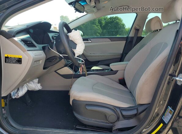 5NPE24AF7HH539353 2017 HYUNDAI SONATA Black Front interior view