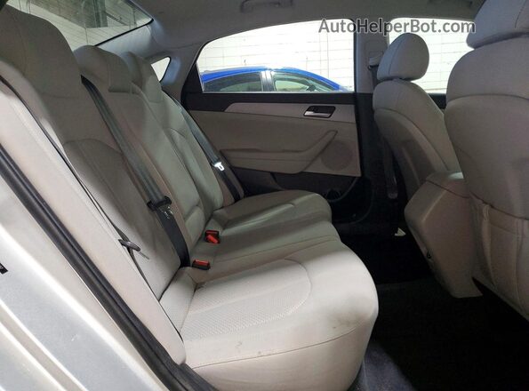 5NPE24AF7KH767697 2019 HYUNDAI SONATA Silver უკანა სავარძლების ხედი