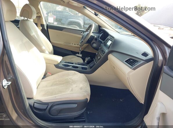 5NPE24AF8GH279883 2016 HYUNDAI SONATA Gray Widok wnętrza z przodu