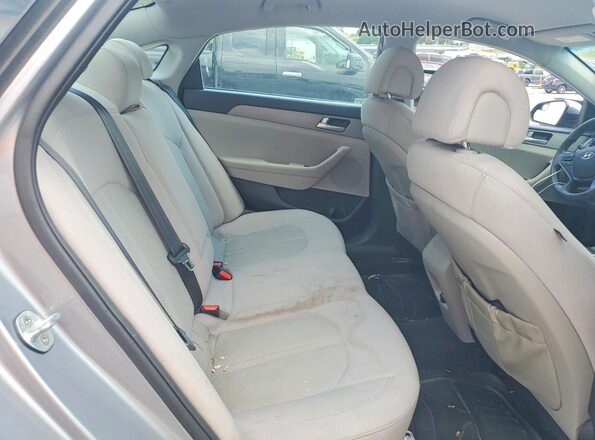 5NPE24AF8GH340035 2016 HYUNDAI SONATA Blue Հետևի նստատեղերի տեսք