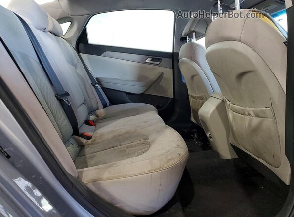 5NPE24AF8GH412710 2016 HYUNDAI SONATA Silver Widok tylnych siedzeń