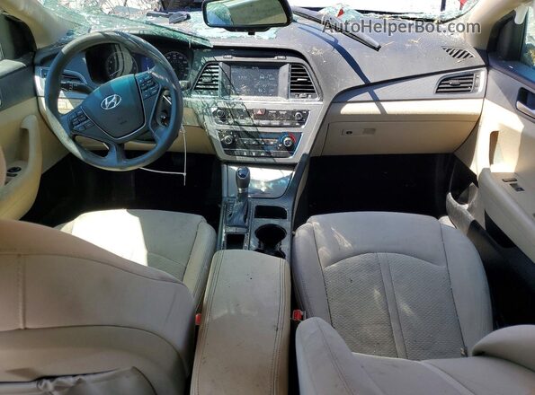 5NPE24AF8HH439617 2017 HYUNDAI SONATA Red Dashboard view