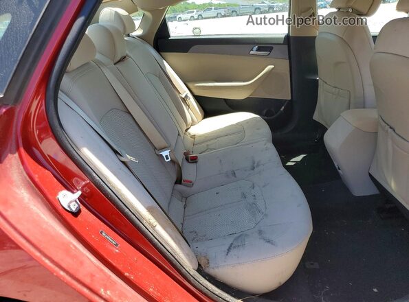 5NPE24AF8HH439617 2017 HYUNDAI SONATA Red Rear seats view