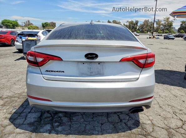 5NPE24AF8HH542133 2017 HYUNDAI SONATA Silver Vista trasera