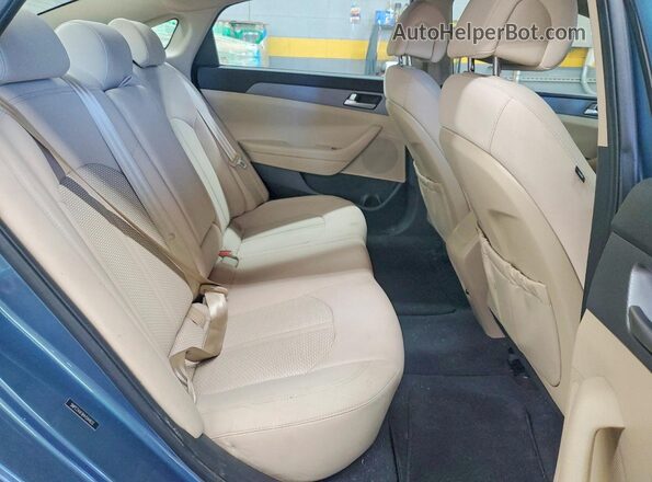 5NPE24AF8HH594832 2017 HYUNDAI SONATA Синий Вид задних сидений