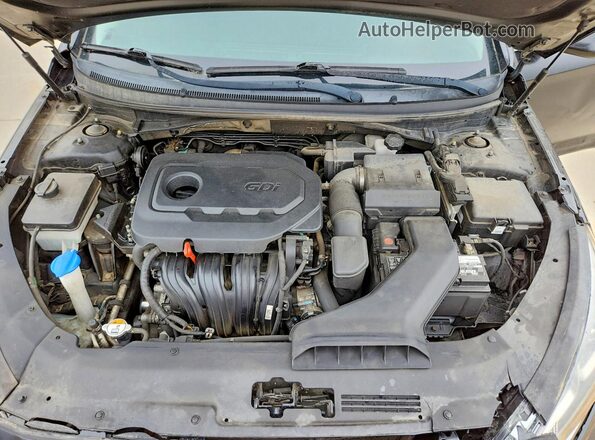 5NPE24AF8JH605088 2018 HYUNDAI SONATA Black Rear interior view