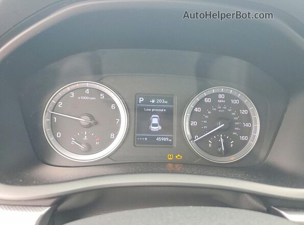 5NPE24AF8JH710388 2018 HYUNDAI SONATA Gray Սարքավորումների վահանակի տեսք