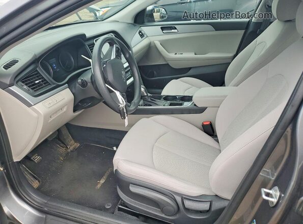 5NPE24AF8JH710388 2018 HYUNDAI SONATA Gray Սալոնի դիմացի տեսք