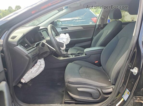 5NPE24AF8KH738466 2019 HYUNDAI SONATA Black Вид салону спереду