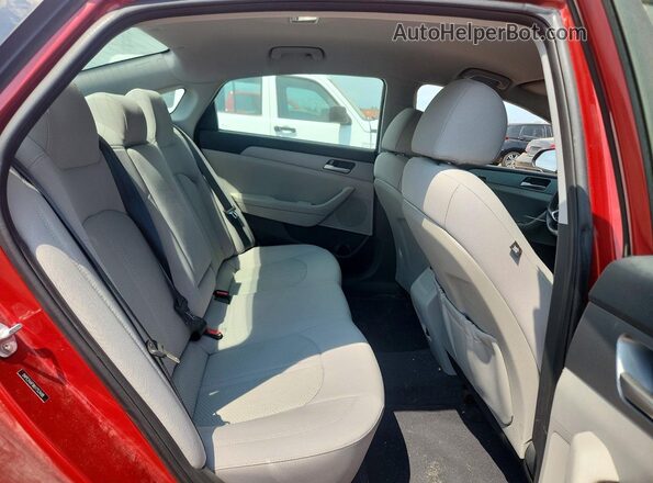 5NPE24AF8KH753498 2019 HYUNDAI SONATA Red Rear seats view